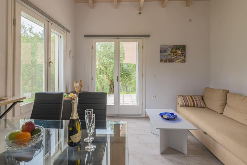 Matthaeus Am Corfutrail, Ferienoase Im Olivenhain 3 Km Zum Casa vacanze Giannádes