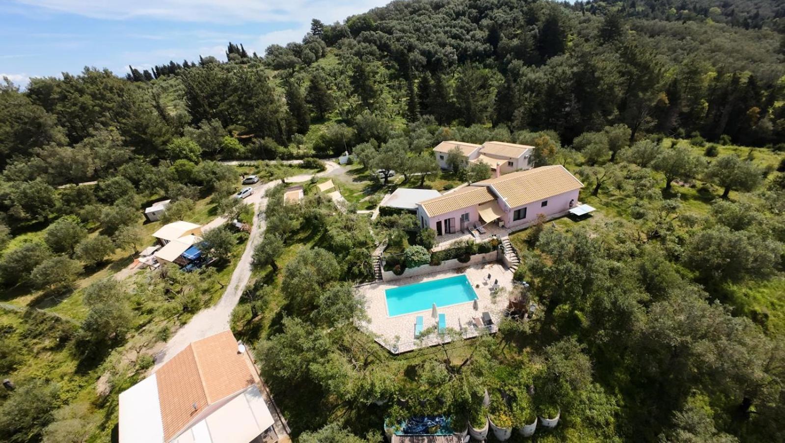 Matthaeus Am Corfutrail, Ferienoase Im Olivenhain 3 Km Zum Casa vacanze Giannádes